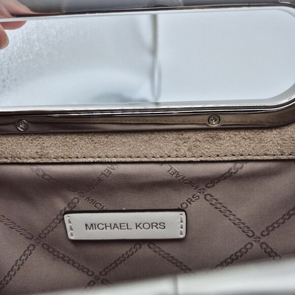 Michael Kors Chelsea Large Silver Convertible Clutch Optic White Shoulder Strap - Picture 8 of 15